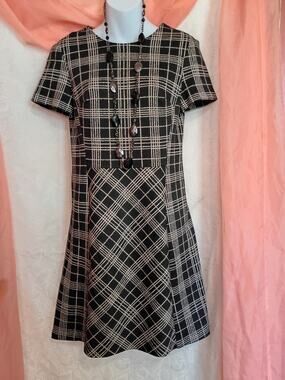 Calvin Klein Ladies Black and Cream Plaid Midi Dress Sz 2